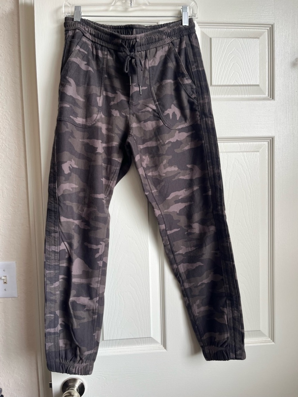Athleta Camouflage Farallon Joggers